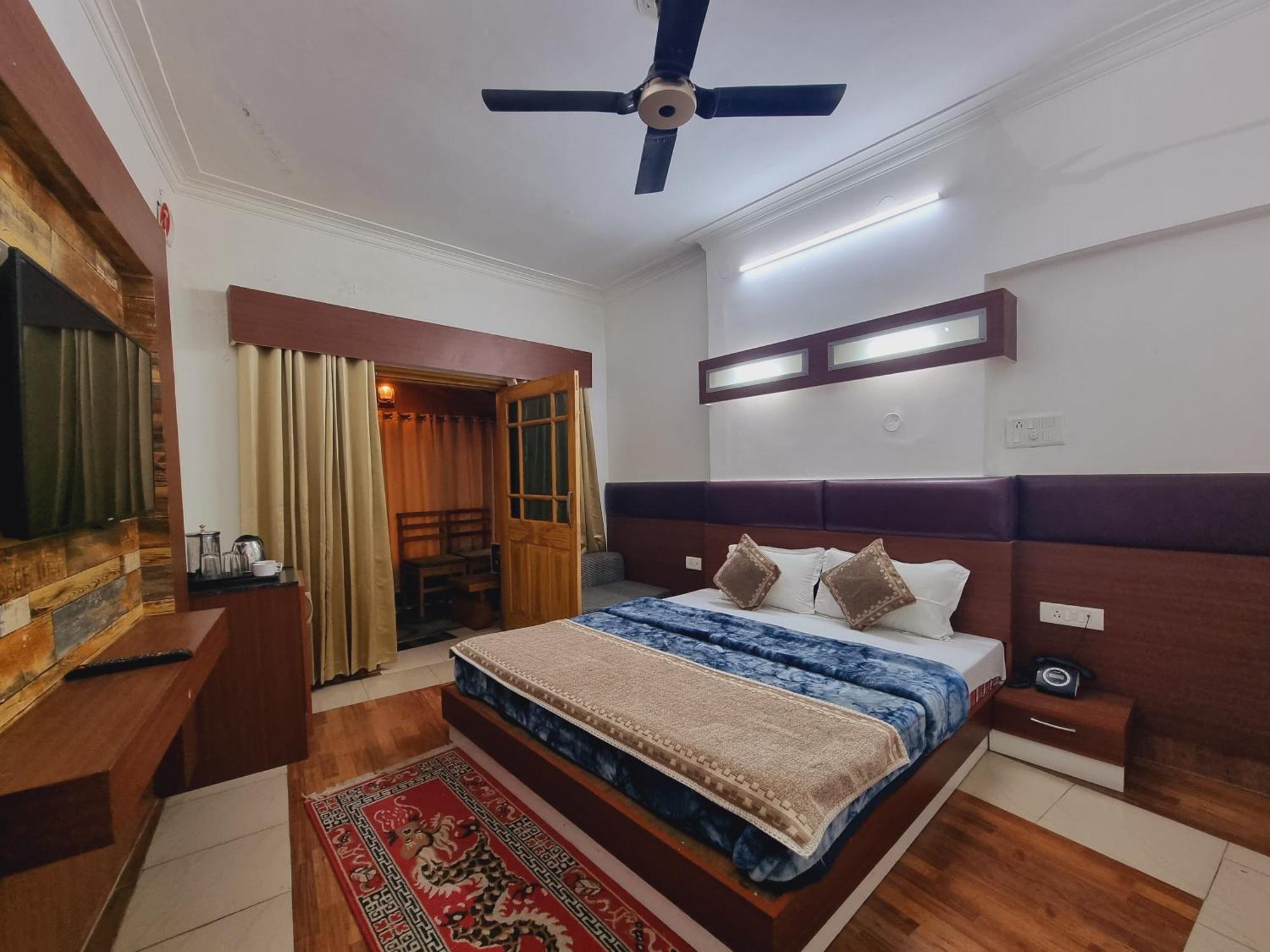 Wow Hotels Green View Далхаузи Екстериор снимка