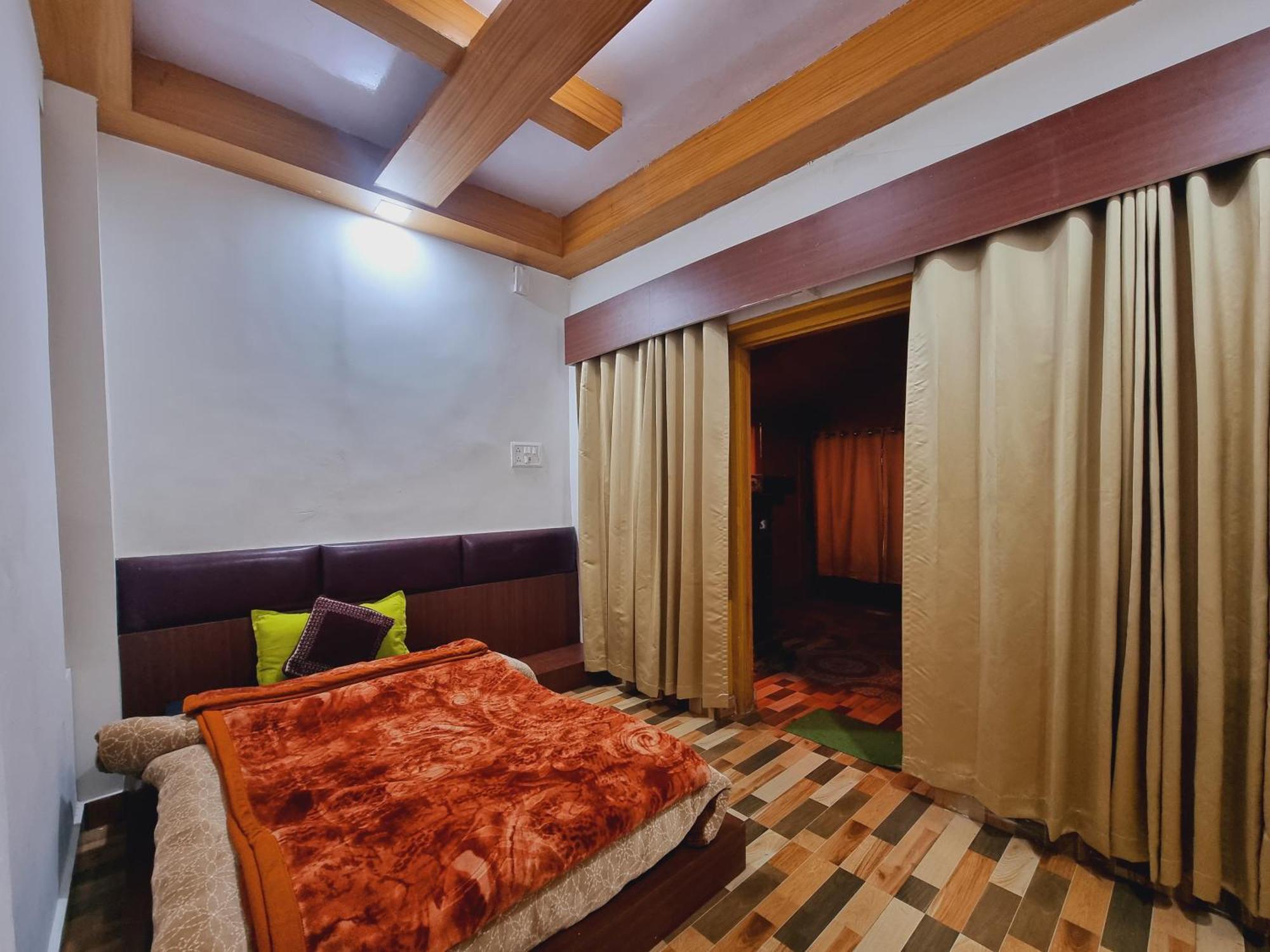 Wow Hotels Green View Далхаузи Екстериор снимка
